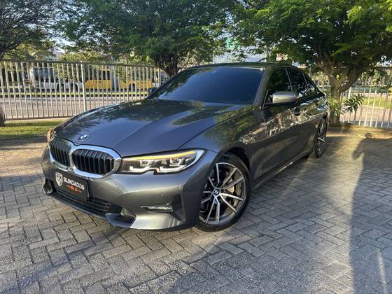 BMW 330i 2.0 16V TURBO GASOLINA SPORT AUTOMÁTICO BMW 330i 2.0 16V TURBO GASOLINA SPORT AUTOMÁTICO